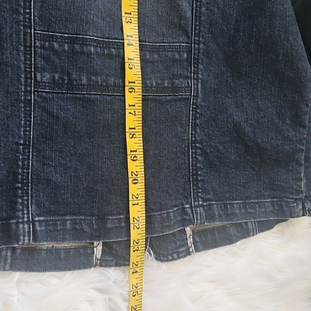 MOTTO Blue Denim Jacket with Shoulder and Yoke Detail - Picture 14 of 16